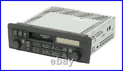 2001-2002 Honda Civic AM FM Radio Cassette Player PN 39100-S5P-A110-M1 Face 2PC4