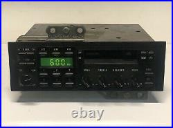88-89 Ford Mustang Radio Cassette Player Audio Sound AM FM Oem E9DF-19B132-AA