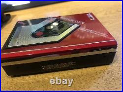 Aiwa walkman cassette player HS-j08