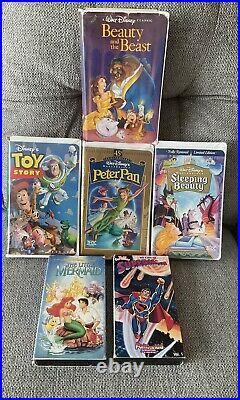 BUNDLE SONY VCR player with 6 rare disney VCR cassettes