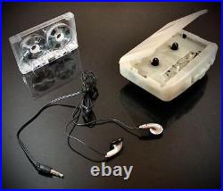 Near Mint Cassette Walkman SONY WM-FX200 maintained, working