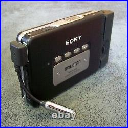 SONY WALKMAN WM-EX808 Personal Cassette Player converter AA pack Full working