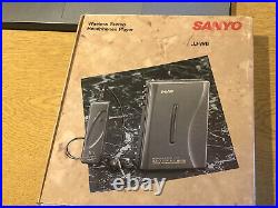 Sanyo walkman cassette player JJ-W6
