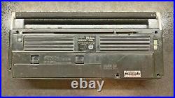 Sony Model CFS-2000L FM / MW / LW / SW Radio Cassette Recorder SN 118763