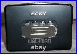 Sony WALKMAN WM-EX811 Stereo Cassette Tape Player EX 811 Dolby B JAPAN EXCELNT