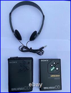 Sony WM-DD30 serviced! Beautiful condition. With original headphones MDR-007