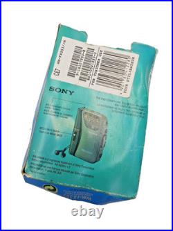 Sony WM-FX353 Walkman Stereo Portable Cassette Tape Player AM FM Radio Vintage