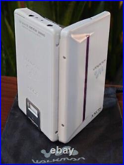 Sony Walkman WM-910 rare white, EX2000 inside, mint, fully restored, accessories