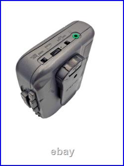 Sony Walkman WM-EX322 Personal Cassette Tape Portable Music Stereo Vintage