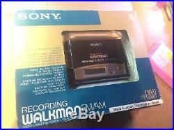 Sony walkman cassette player WM-F2097