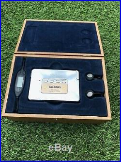 Special edition! I Sony WM-EX808HG beautiful condition, original wooden box